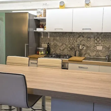 Borgonuovo Apartment