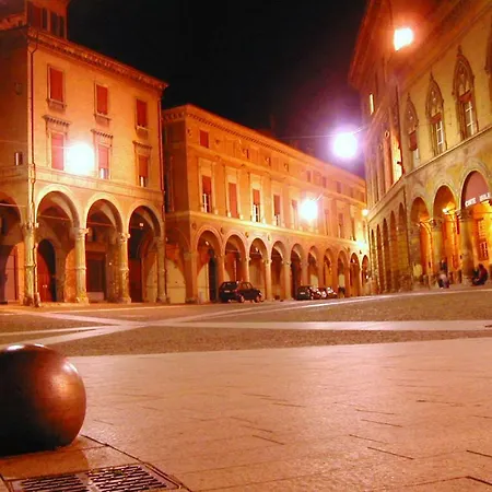 Borgonuovo Apartment *